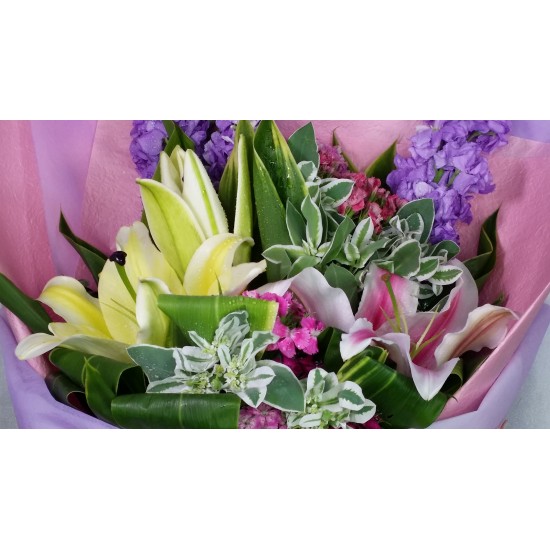 Valentine Mixed Lily Bouquet